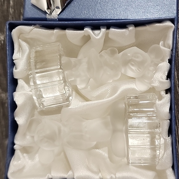 Vintage Goebel Disney Mickey and Minnie Mouse Glass Figurines - Picture 7 of 7